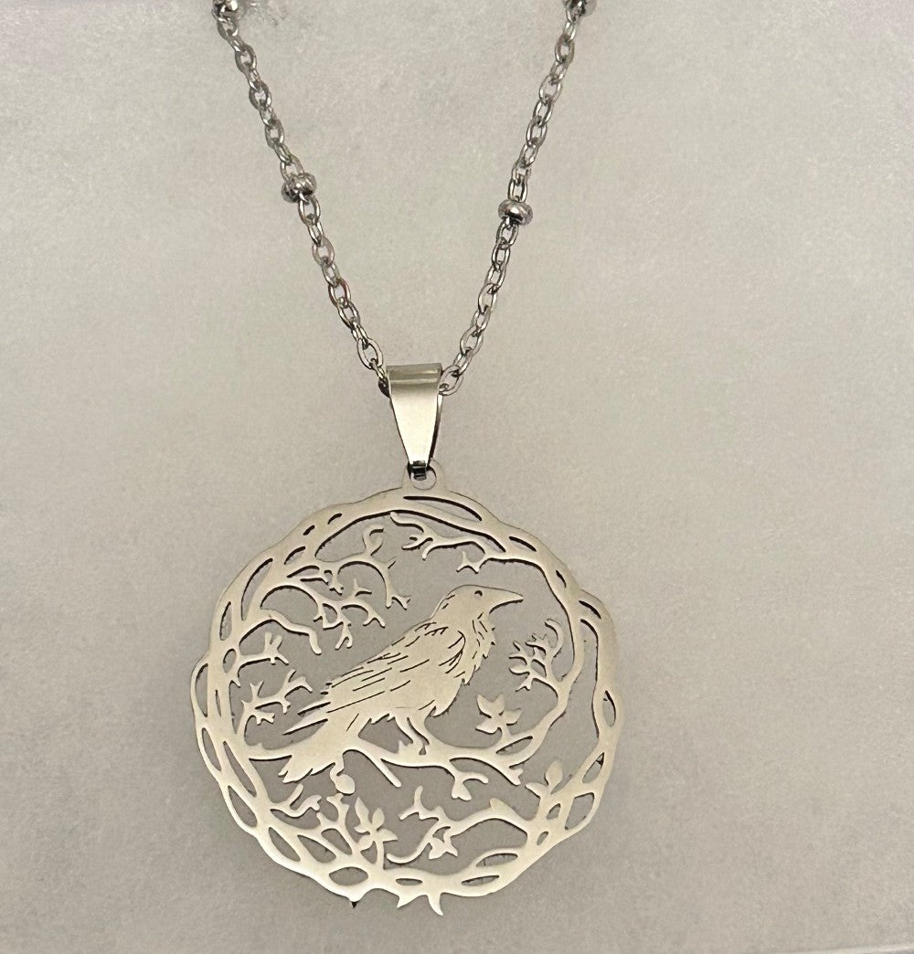 Round Ornate Raven Pendant Necklace-20” Tarnish Resistant Stainless Steel Chain|3992