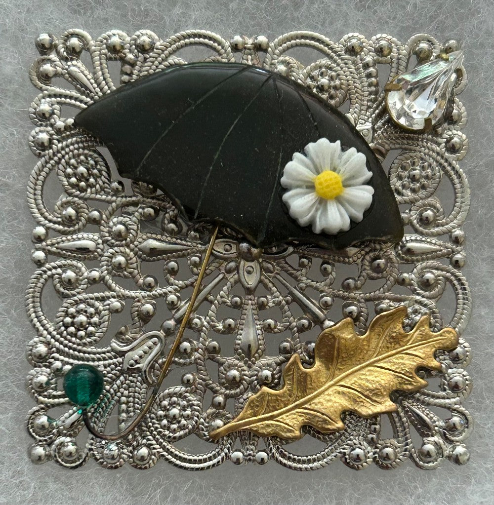 Daisy Umbrella Brooch|816