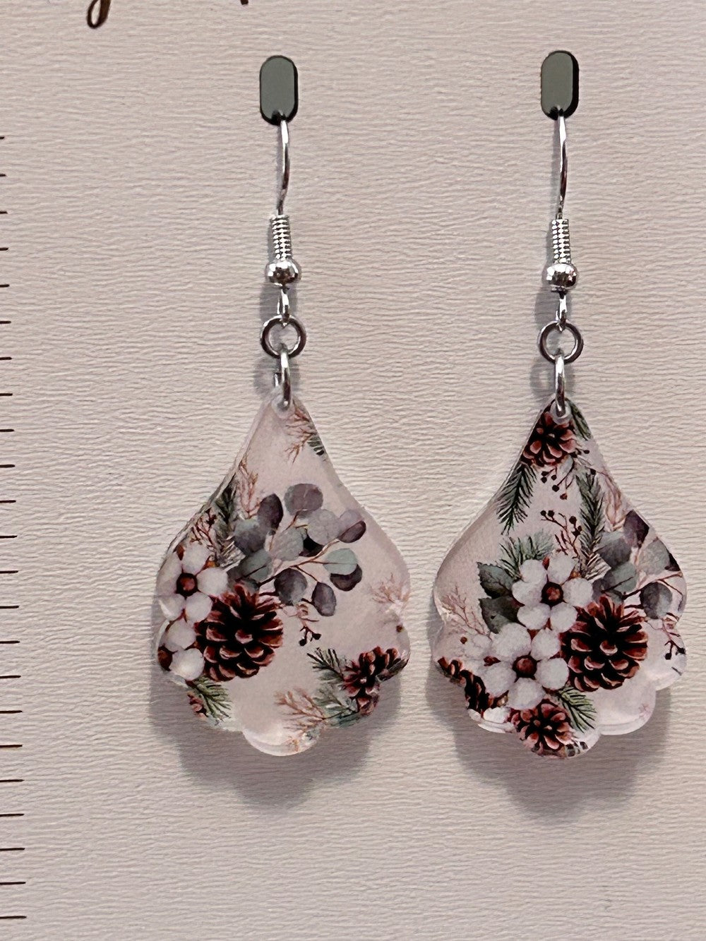 Pine Cone and Cream Flower Scalloped Earrings-Hypoallergenic and Nickel Free|3794