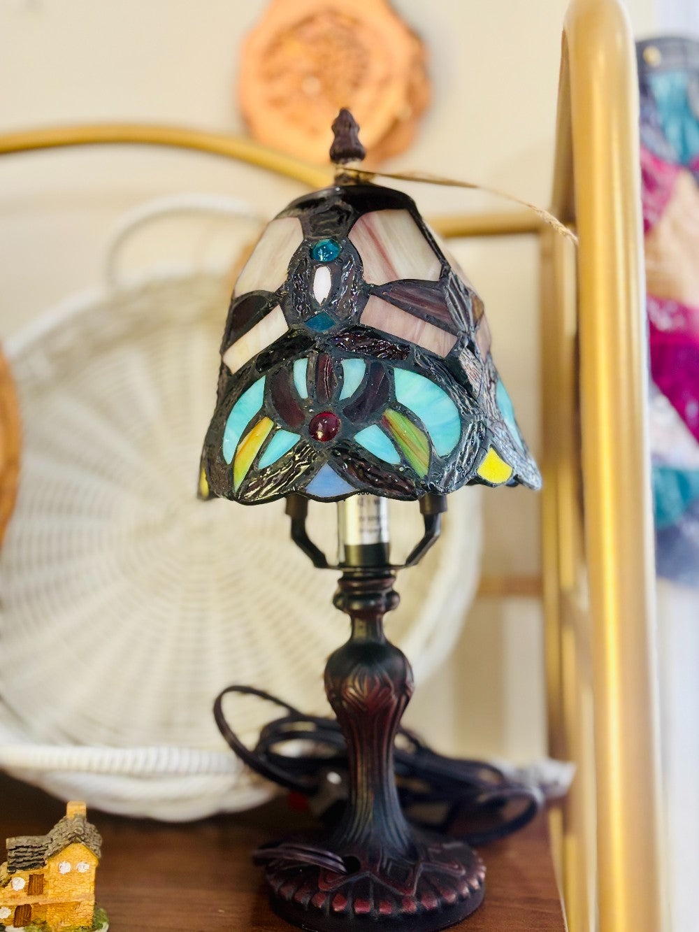 Tiffany Style Lamp  12" tall SDH|3209