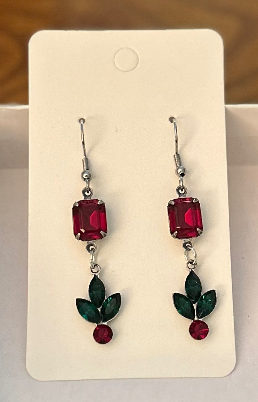 Vintage Inspired Mistletoe And Holly Earrings ~ Hypoallergenic & Nickel Free|975
