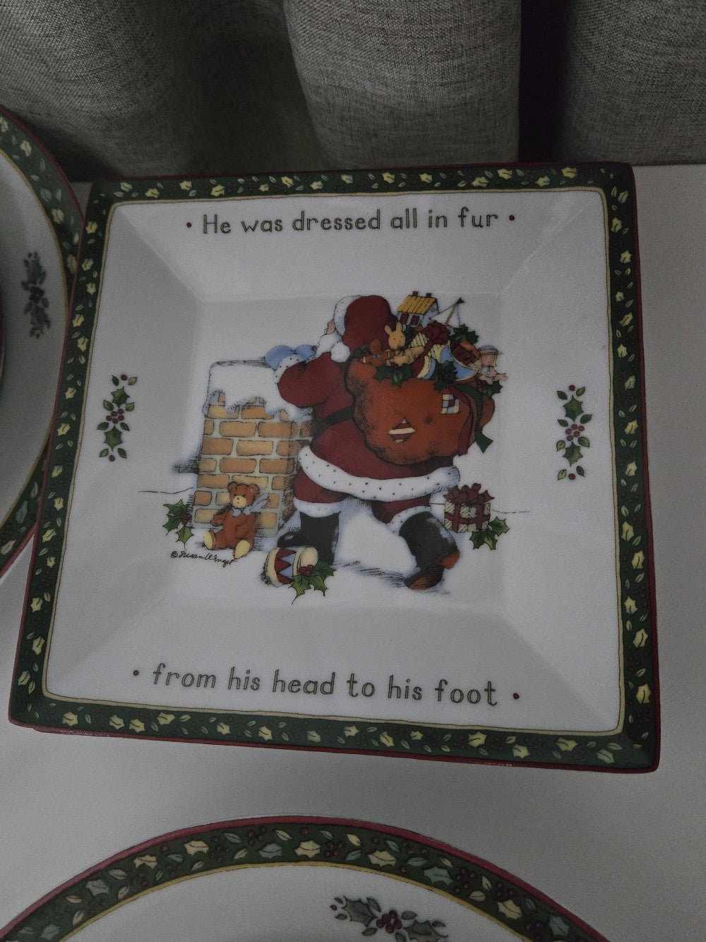 TWAS THE NIGHT BEFORE CHRISTMAS CHINA SET|1579