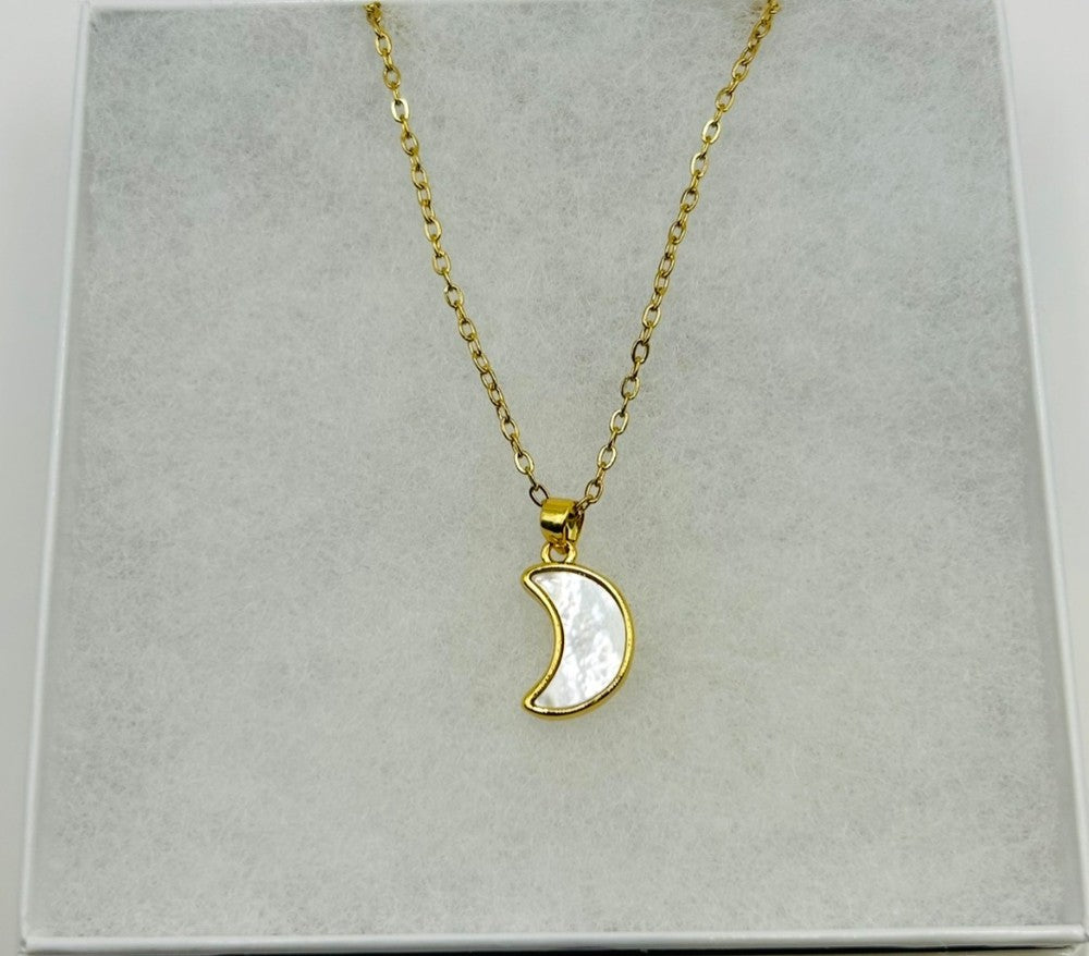 Mother of Pearl Moon Pendant Necklace-18” Tarnish Resistant Stainless Steel Chain|3373