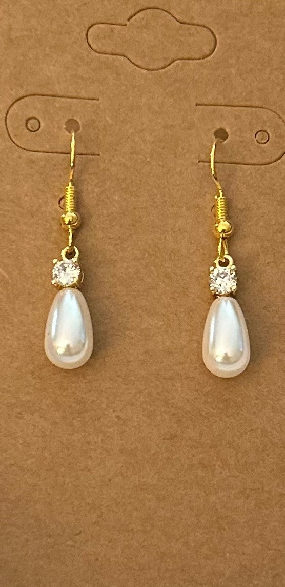 Elegant CZ  And Pearl Drop Earrings|921