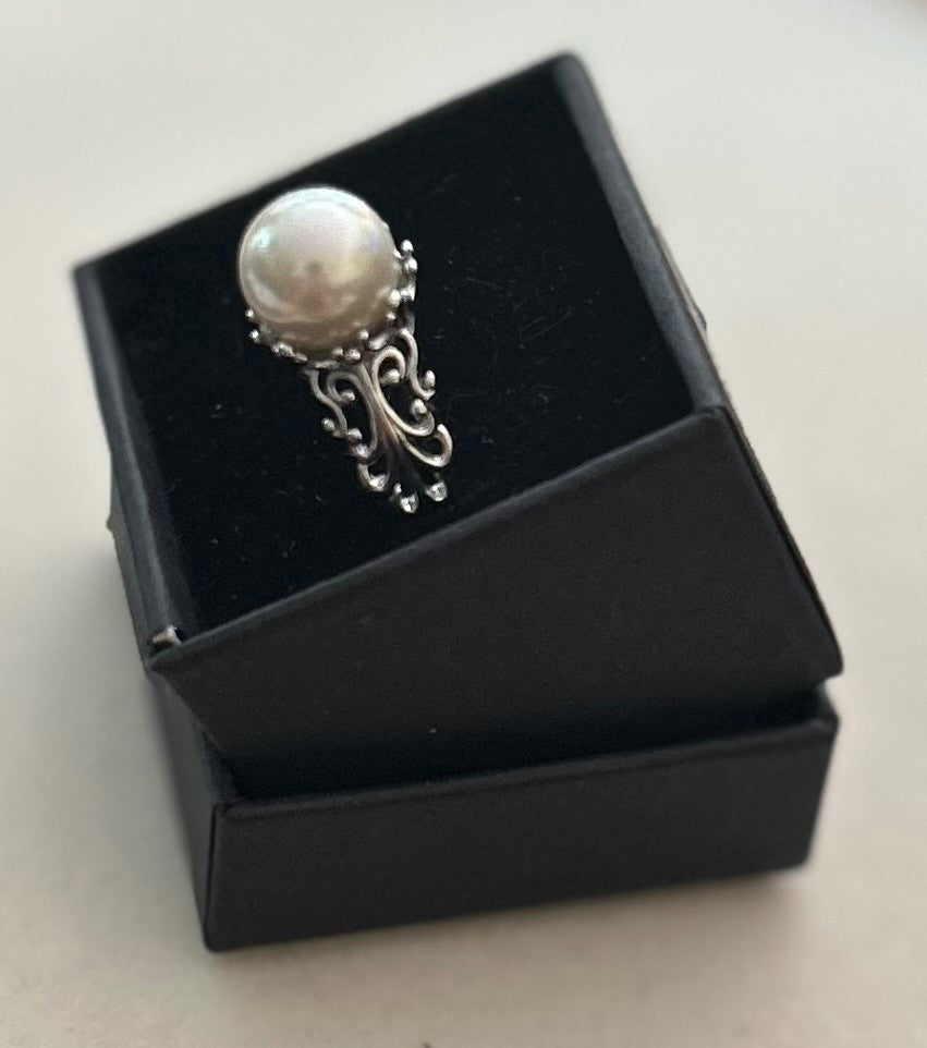 A Large Mother Of Pearl Bead In An Ornate Sterling  Silver Ring Setting ~ Setting Is Adjustable|883