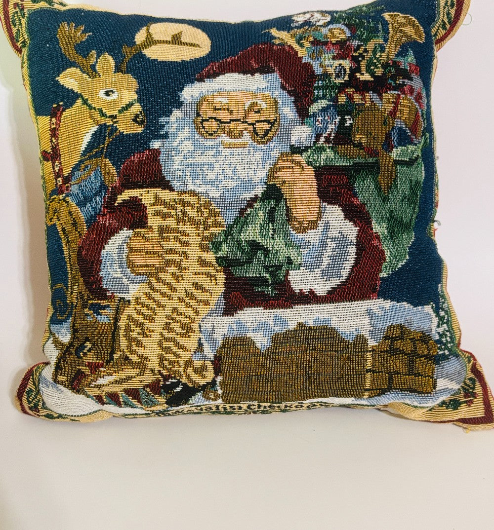 Tapestry Santa Pillow|3409