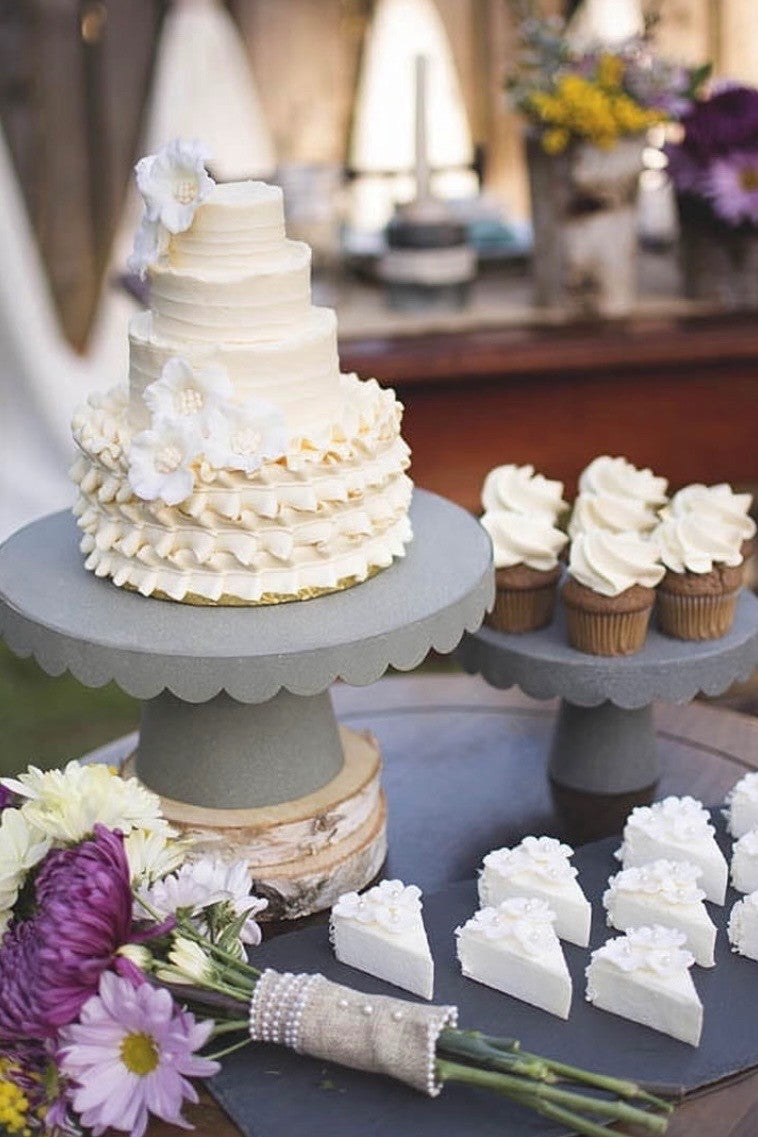 Tin Cake Stand|2809