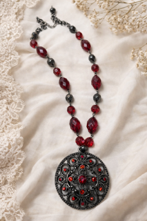 Vintage Black Filigree Red Statement Necklace-DBC|2342