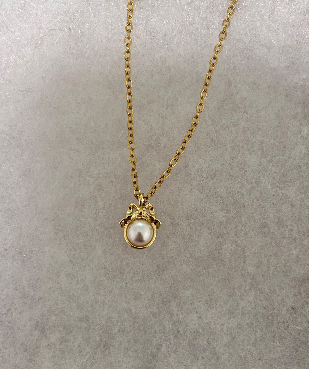 Bow and Pearl Pendant Necklace- Faux Pearl-18” Stainless Steel Chain|3352