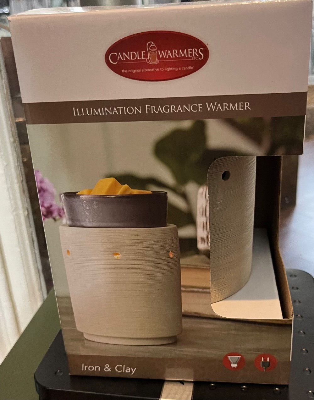 Iron and Clay Fragrance Wax Warmer|2794