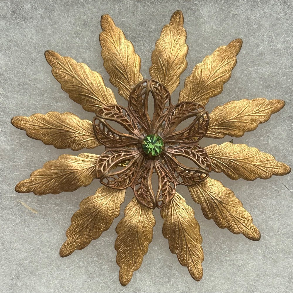 Large Floral Brooch|824