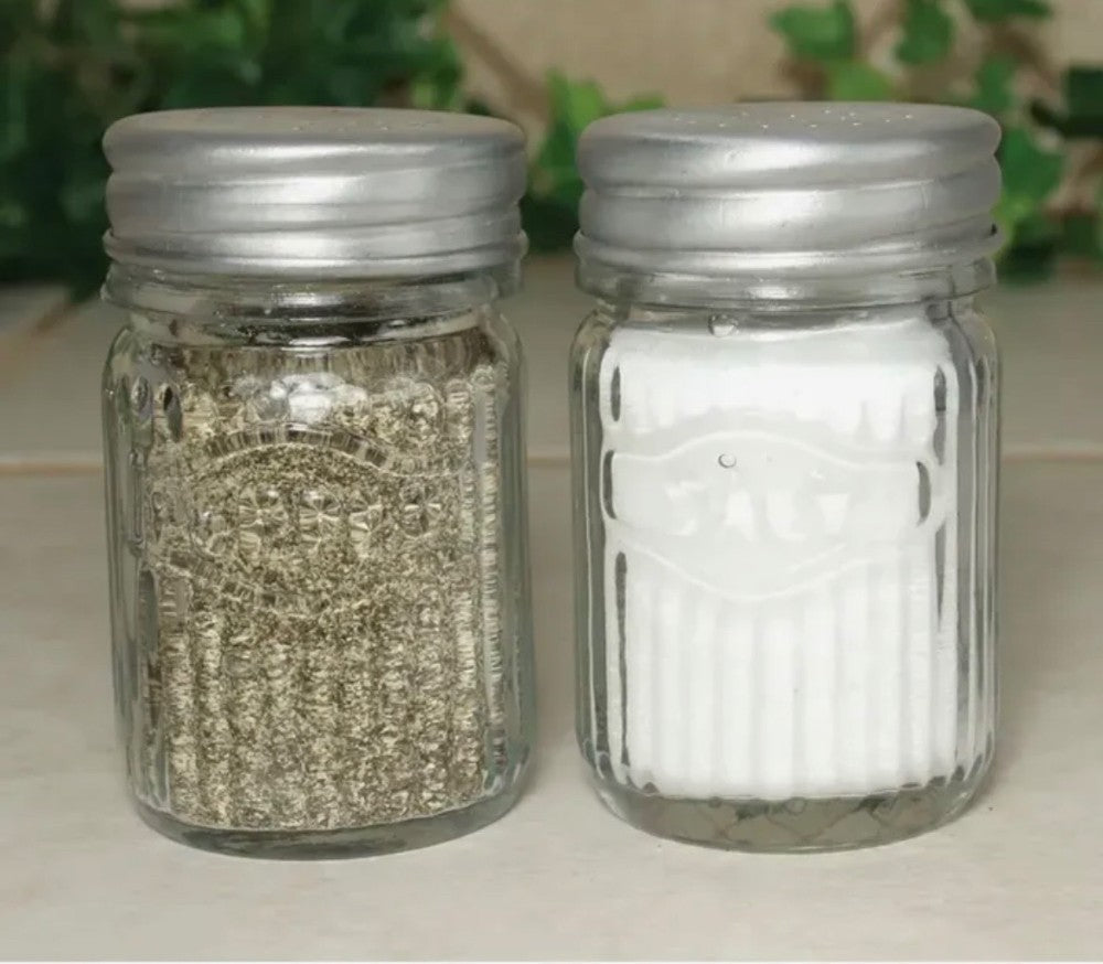 Hoosier Salt and Pepper Set Farmhouse|2804