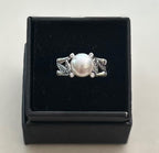 Stems and Leaves Sterling Silver Ring~with a Mother Of Pearl Bead|887
