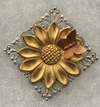 Sweet Butterfly on Flower Brooch|811