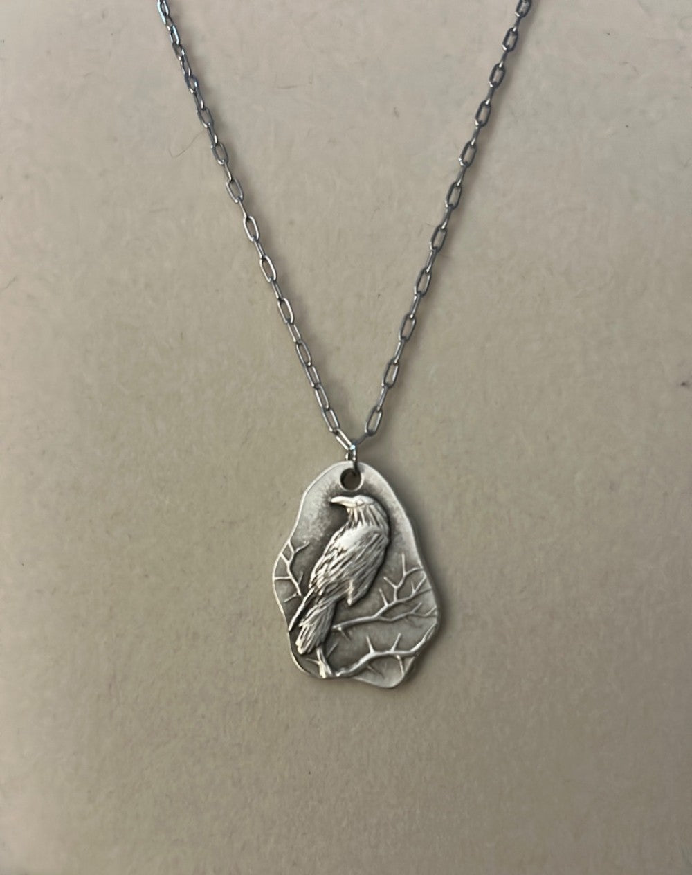 Raven Pendant-18” Stainless Steel Paper Clip Chain|3314