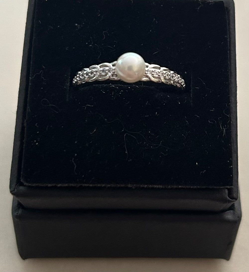 Vintage Inspired Dainty Sterling Silver Ring with Tiny CZ Stones and a Mother Of Pearl Bead~ Adjustable|892