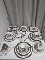 TWAS THE NIGHT BEFORE CHRISTMAS CHINA SET|1574